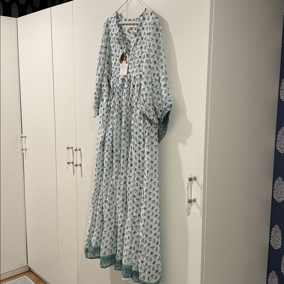 Daughters of India Blue Floral dress - Picture 2 of 7